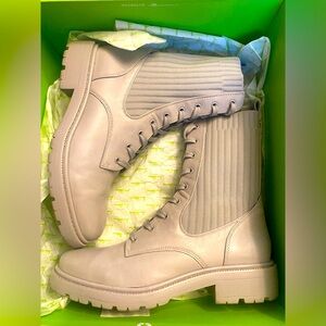 Sam Edelman Ludendorff combat boots, light grey/tan. Size 7 1/2, w/box 1x worn